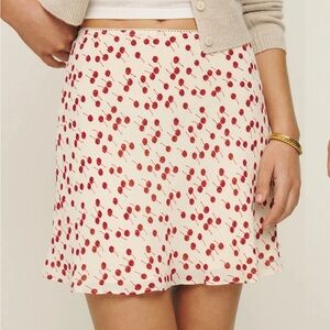 Reformation Brandy Skirt (Size Small)